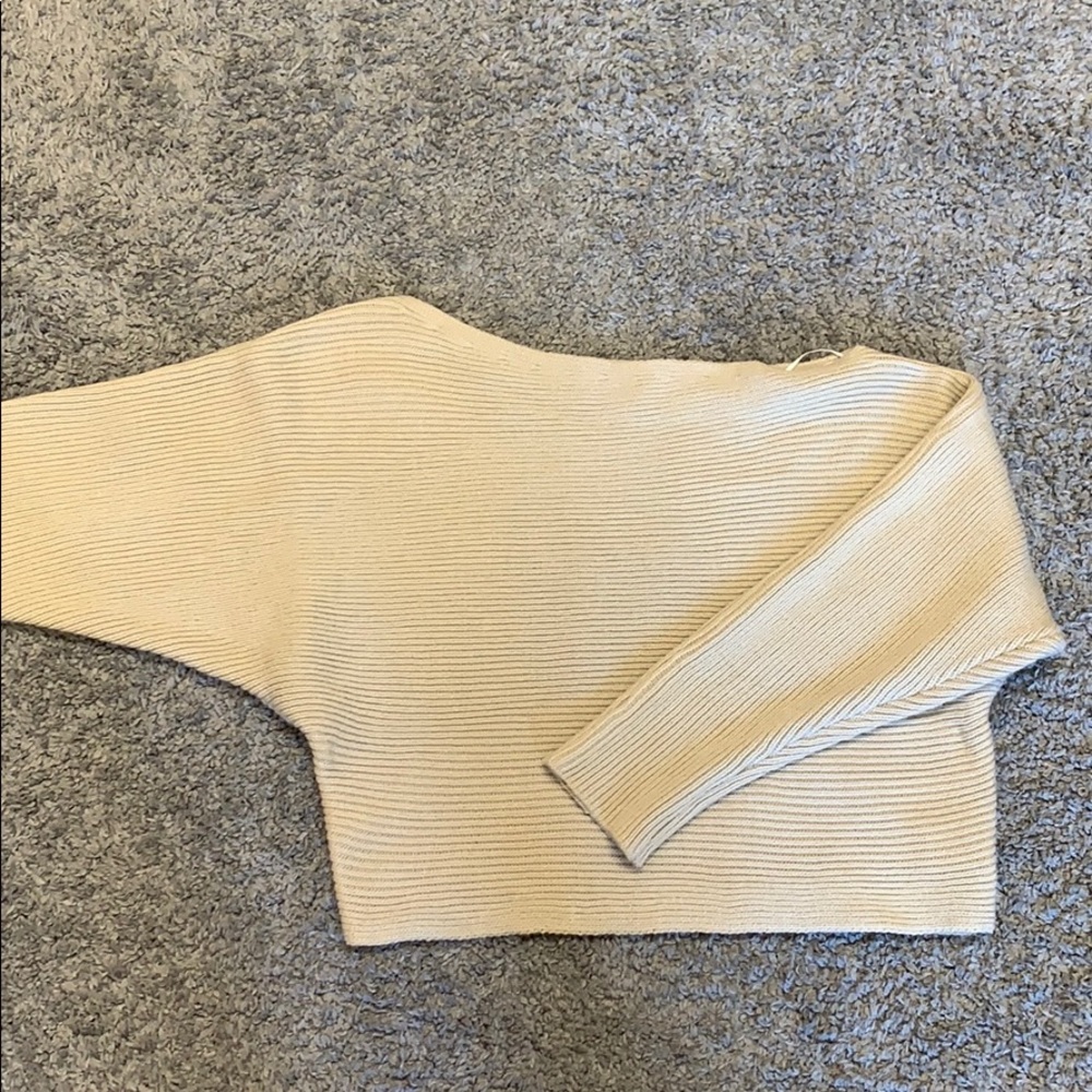 COPY - Off the shoulder sweater